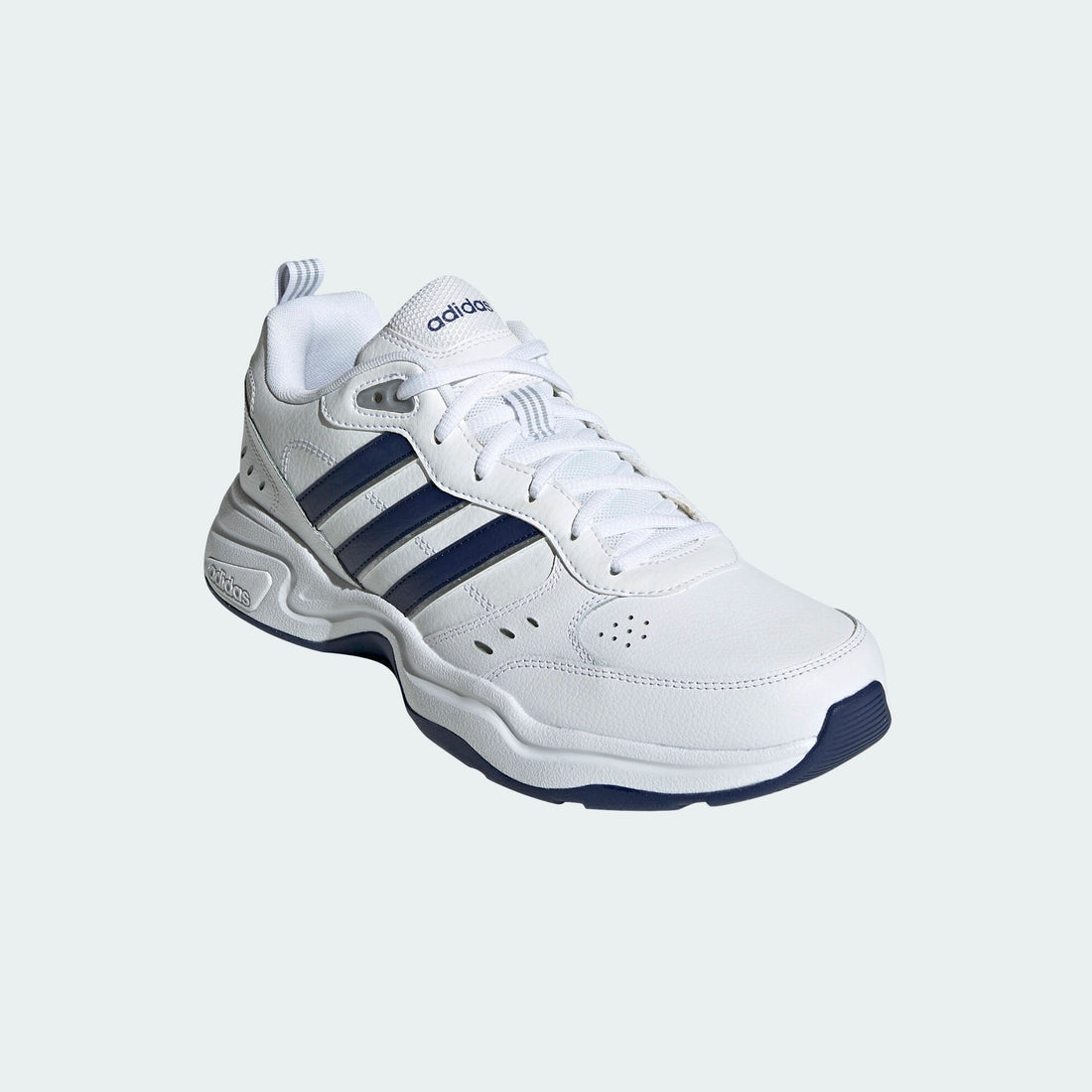 Adidas Men's Strutter Shoes  נעלי הליכה לגבר
