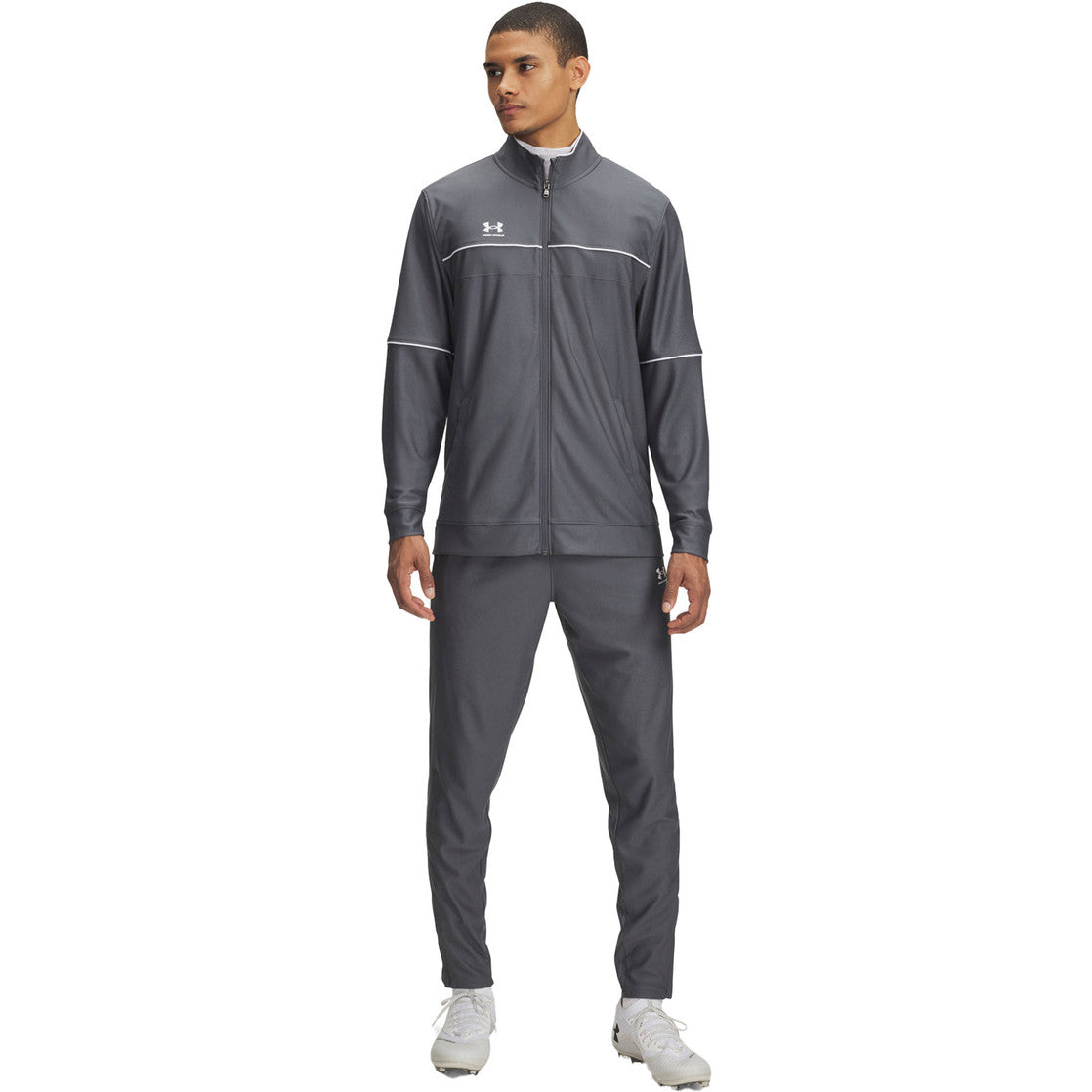 Under Armor Challenger חליפה לגברים