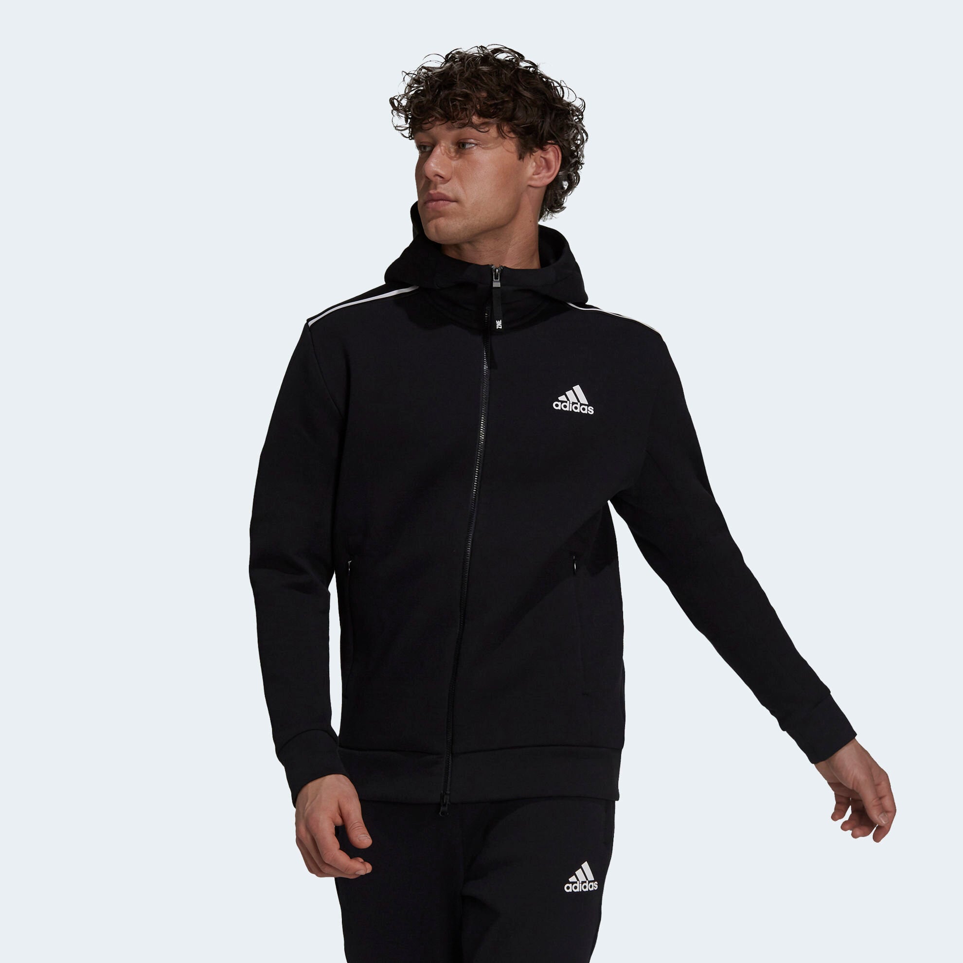 ADIDAS Z.N.E. SPORTSWEAR קפוצון לגברים