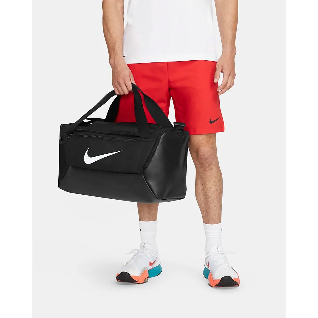 Nike Brasilia 9.5  תיק צד