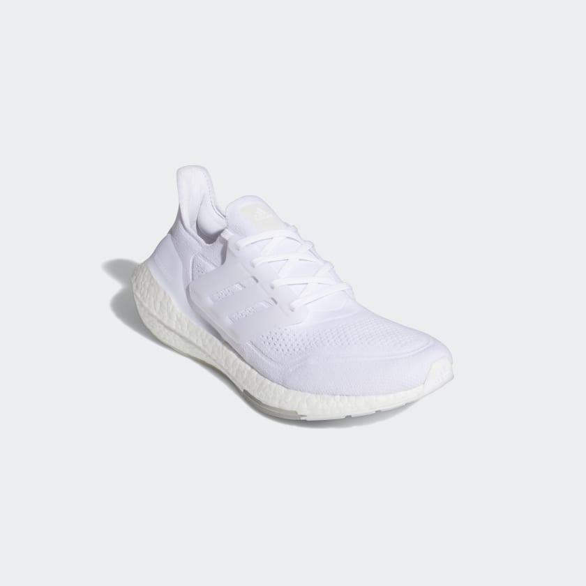 ADIDAS ULTRABOOST 21    נעלי ריצה לגברים